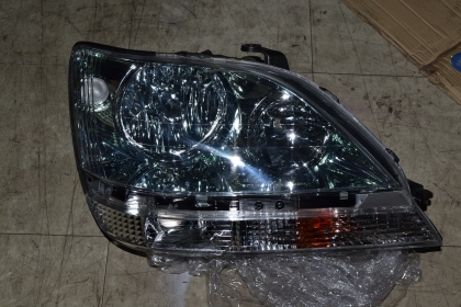 ขายไฟหน้า(ซีนอล) TOYOTA HARRIER