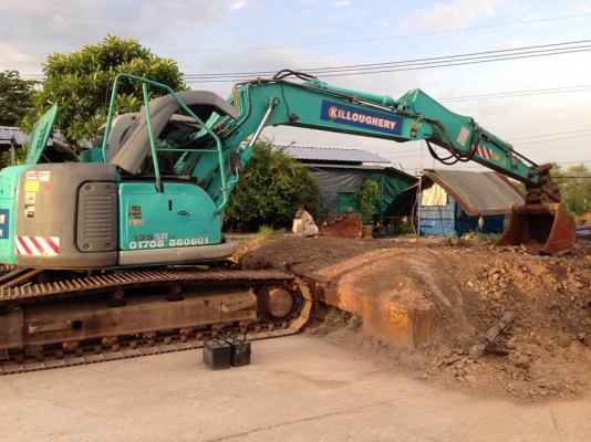 Kobelco SK135