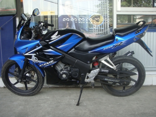 CBR 150 สวยๆๆ