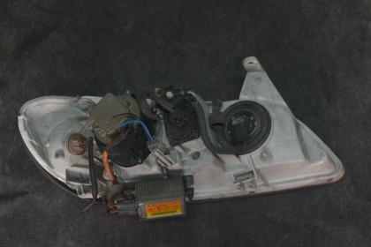 ขายไฟหน้า TOYOTA ALPHARD