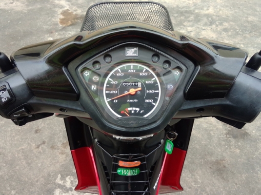 Honda Wave110i รถปี56 สวยวิ๊งๆประหยัดน้ำมัน ราคาถูกครับ