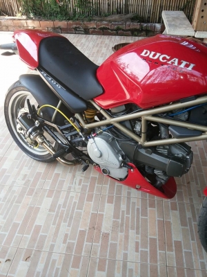 ขาย Ducati m400 อินวอยแท้ สีสวยเลี่ยม เครื่องชัวส์ บิดติดมือ ของแต่งตามรูป เปิดราคา 78000 ต่อรองได้ กันเอง ขาย Ducati m400 อินวอยแท้ สีสวยเลี่ยม เครื่องชัวส์ บิดติดมือ ของแต่งตามรูป เปิดราคา 78000 ต่อรองได้ กันเอง