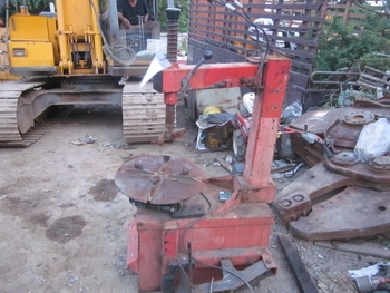 แจ้งลูกค้า ที่ต้องการเครื่องเปลี่ยน ถอดยาง WING 112 AE สินค้าเข้ามาแล้วครับ มาเลือกสรรกันได้ ช่วงนี้ เข้ามาที 3 ตัวเลยครับ