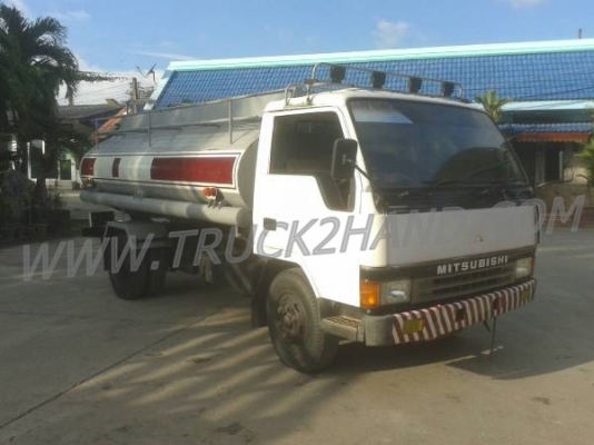 รถบรรทุกน้ำมัน 6 ล้อ MISUBISHI  CANTER 115 แรงม้า 8,000 ลิตร