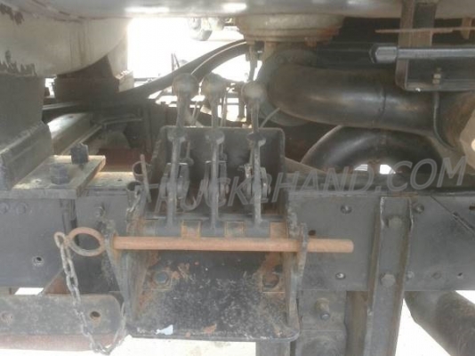 รถบรรทุกน้ำมัน 6 ล้อ MISUBISHI  CANTER 115 แรงม้า 8,000 ลิตร