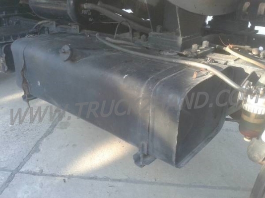 รถบรรทุกน้ำมัน 6 ล้อ MISUBISHI  CANTER 115 แรงม้า 8,000 ลิตร