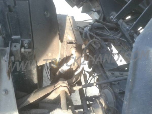 รถบรรทุกน้ำมัน 6 ล้อ MISUBISHI  CANTER 115 แรงม้า 8,000 ลิตร