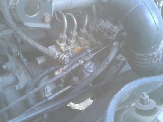 รถบรรทุกน้ำมัน 6 ล้อ MISUBISHI  CANTER 115 แรงม้า 8,000 ลิตร