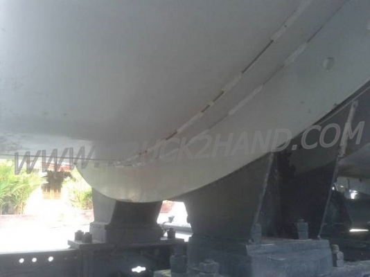 รถบรรทุกน้ำมัน 6 ล้อ MISUBISHI  CANTER 115 แรงม้า 8,000 ลิตร