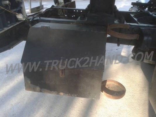 รถบรรทุกน้ำมัน 6 ล้อ MISUBISHI  CANTER 115 แรงม้า 8,000 ลิตร