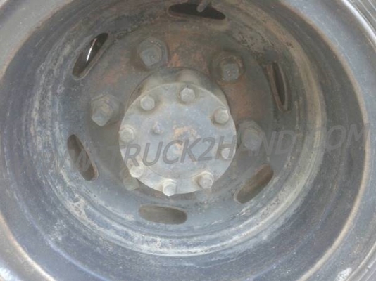 รถบรรทุกน้ำมัน 6 ล้อ MISUBISHI  CANTER 115 แรงม้า 8,000 ลิตร