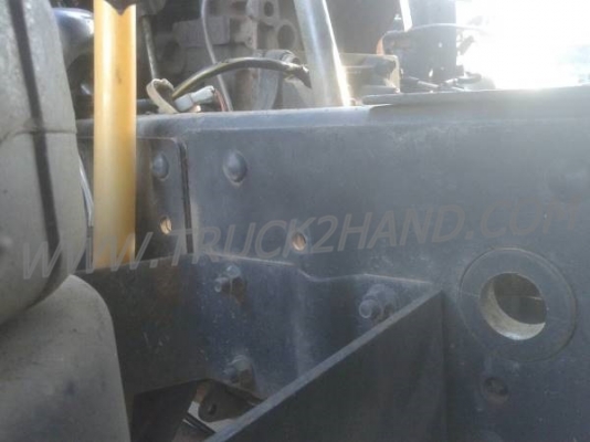 รถบรรทุกน้ำมัน 6 ล้อ MISUBISHI  CANTER 115 แรงม้า 8,000 ลิตร