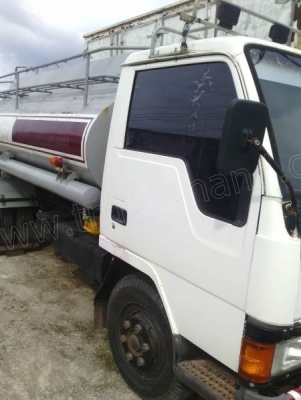 รถบรรทุกน้ำมัน 6 ล้อ MISUBISHI  CANTER 115 แรงม้า 8,000 ลิตร