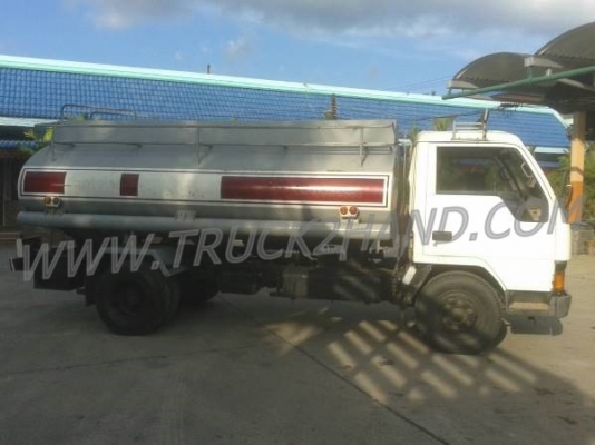 รถบรรทุกน้ำมัน 6 ล้อ MISUBISHI  CANTER 115 แรงม้า 8,000 ลิตร