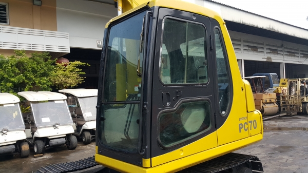 ขาย รถขุด KOMATSU รุ่น PC70-7- มือสองญี่ปุ่น ขาย รถขุด KOMATSU รุ่น PC70-7- มือสองญี่ปุ่น