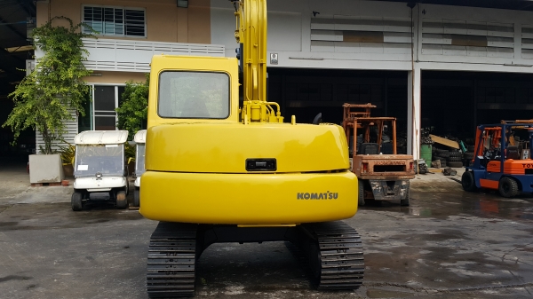 ขาย รถขุด KOMATSU รุ่น PC70-7- มือสองญี่ปุ่น ขาย รถขุด KOMATSU รุ่น PC70-7- มือสองญี่ปุ่น