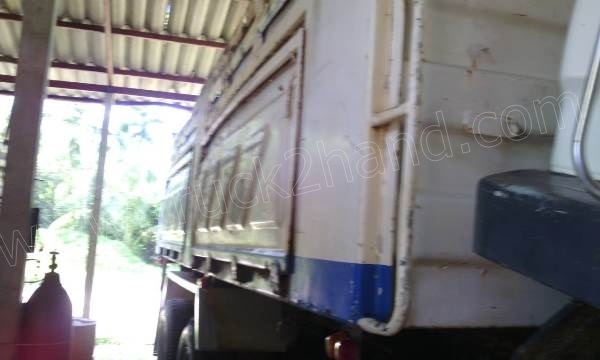 รถบรรทุก 10 ล้อ MITSUBISHI หลงโบ