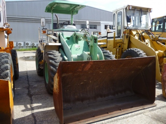 3 วันเท่านั้นท่านใดอยากได้ HITACHI LX70-5