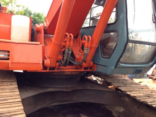 Hitachi EX200-2