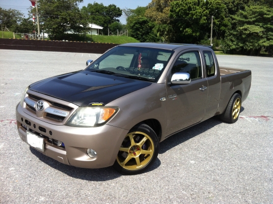 ขาย vigo พร้อมซิ่ง