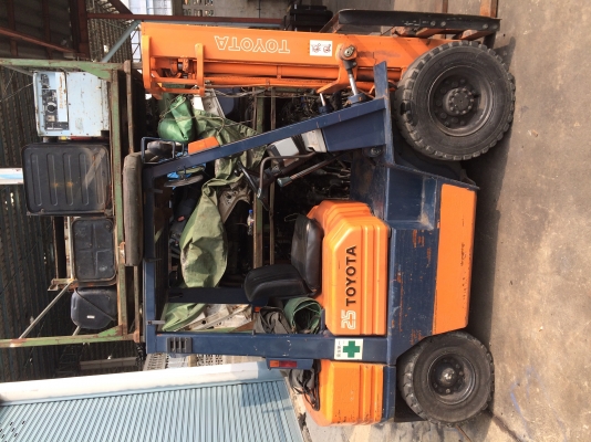 ขายรถยก(forklift) toyota 2.5T เบนซิล รุ่น5 นำเข้าจากญี่ปุ่น ขายรถยก(forklift) toyota 2.5T เบนซิล รุ่น5 นำเข้าจากญี่ปุ่น