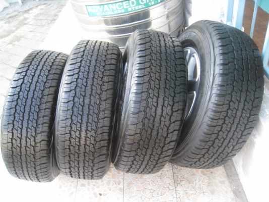 ขายล้อแม็กป้ายแดง Ford ranger 17" พร้อมยางปี14 สนใจติดต่อเล็กคลองสามครับ 081-3747940