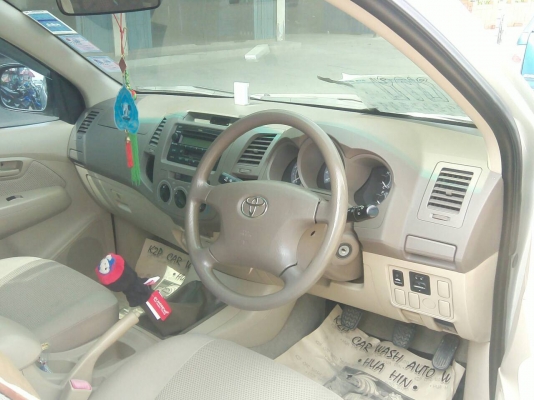 ขายรถบ้าน toyota vigo 2500G ปี2006 300000 บาท