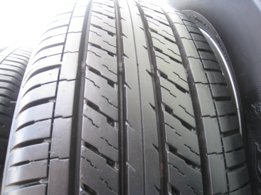 ขายล้อแม็กน้องๆป้ายแดง Vigo 16" 5รู114.3 พร้อมยางปี13 สนใจติดต่อเล็กคลองสามครับ 081-3747940