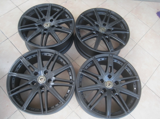ขายล้อแม็กมือสอง Master wheel 17" สนใจติดต่อเล็กคลองสามครับ 081-3747940