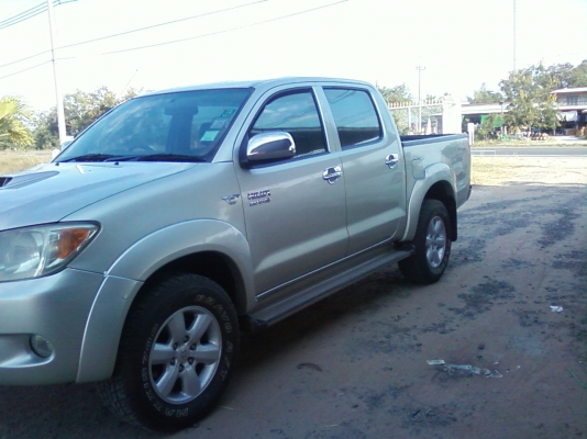 ขายวีโก้ 4 ประตู 4WD เกียร์ออโต ปี 05