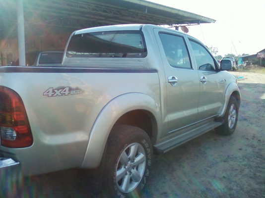 ขายวีโก้ 4 ประตู 4WD เกียร์ออโต ปี 05 ขายวีโก้ 4 ประตู 4WD เกียร์ออโต ปี 05