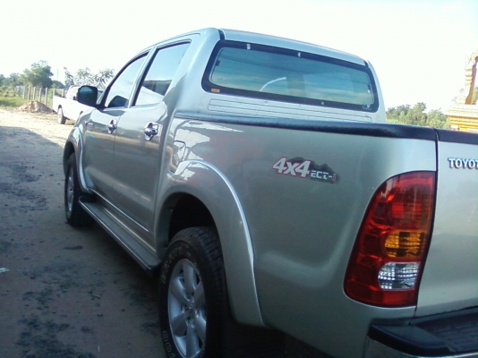 ขายวีโก้ 4 ประตู 4WD เกียร์ออโต ปี 05 ขายวีโก้ 4 ประตู 4WD เกียร์ออโต ปี 05