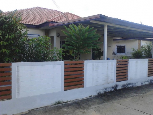 **2,500,000 บ.ต่อรอง**<<ลูกพี่ฝากขาย ครับ >>บ้านเดี่ยว1ชั้นพร้อมที่ดิน ขนาด 69 ตารางวา 3ห้องนอน 2ห้องน้ำ มีห้องรับแขก ห้องครัว ต่อเติมหลังคาบังแดด สำหรับจอดรถยนต์ เรียบร้อย อายุใช้งาน ประมาณ 3ปี สภาพโดยรวมยังสวย สีสันยังดี สะอาด พร้อมเข้าพักอา **2,500,000 บ.ต่อรอง**<<ลูกพี่ฝากขาย ครับ >>บ้านเดี่ยว1ชั้นพร้อมที่ดิน ขนาด 69 ตารางวา 3ห้องนอน 2ห้องน้ำ มีห้องรับแขก ห้องครัว ต่อเติมหลังคาบังแดด สำหรับจอดรถยนต์ เรียบร้อย อายุใช้งาน ประมาณ 3ปี สภาพโดยรวมยังสวย สีสันยังดี สะอาด พร้อมเข้าพักอา