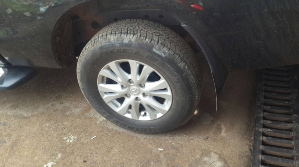 ขายแม็กพร้อมยางขอบ17ของbt-50PRO