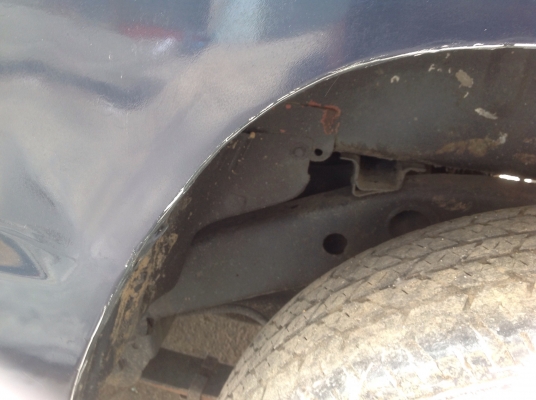 มิตซูบิชิ แอโร่บอดี้ ปี 95 เพาเวอร์  แอร์เย็น สีดี ไม่ผุ 76000 บาท