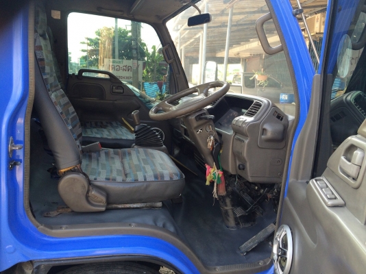 ขาย6ล้อnpr135แรงยาว5เมตรเครื่องดีครัชซีสวยแอร์หนาว