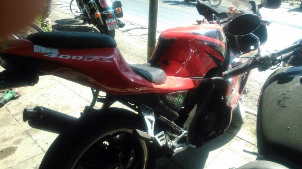 ขาย Hodda vfr 400 (nc30) พร้อมเล่ม 85,000 บ. ขาย Hodda vfr 400 (nc30) พร้อมเล่ม 85,000 บ.