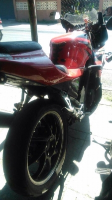 ขาย Hodda vfr 400 (nc30) พร้อมเล่ม 85,000 บ. ขาย Hodda vfr 400 (nc30) พร้อมเล่ม 85,000 บ.