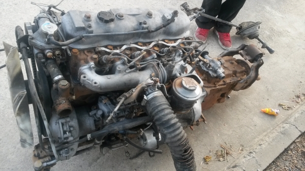 ขายเครื่องBU เครื่องB พร้อมเกียร์แห้งๆ 35000 บาท ไม่มีเลขครับ ขายเครื่องBU เครื่องB พร้อมเกียร์แห้งๆ 35000 บาท ไม่มีเลขครับ