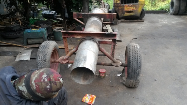 ขายท่อพญานาคสแตนเลสกว้าง 10 นิ้ว ยาว 6.80 เมตร พร้อมใช้งานครับ ขาย 27000 บาท