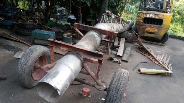 ขายท่อพญานาคสแตนเลสกว้าง 10 นิ้ว ยาว 6.80 เมตร พร้อมใช้งานครับ ขาย 27000 บาท ขายท่อพญานาคสแตนเลสกว้าง 10 นิ้ว ยาว 6.80 เมตร พร้อมใช้งานครับ ขาย 27000 บาท