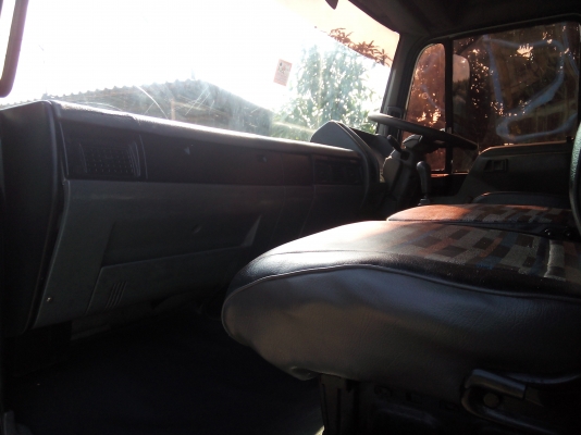 6 ล้อใหญ่  HINO  *สิงห์ไฮเทค*  FF3H 195 แรงม้า  *ยาว 7.20 ม.* รถสวยจริง+สภาพพร้อมใช้งาน * รถห้างแท้ * มีเล่มพร้อม *