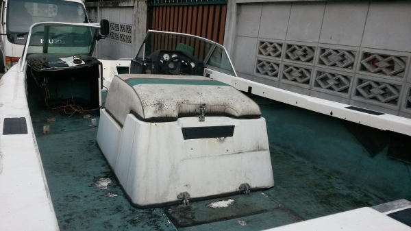 ขายเรือเร็วเครื่องเมอร์เคอรี่ 8สูบ วางท้องเก่าเชียงกง มายังไม่ได้ใช้ในเมืองไทย ขนาด20ฟุต กว้าง7ฟุต ขายถูก 145000 บาท ขายเรือเร็วเครื่องเมอร์เคอรี่ 8สูบ วางท้องเก่าเชียงกง มายังไม่ได้ใช้ในเมืองไทย ขนาด20ฟุต กว้าง7ฟุต ขายถูก 145000 บาท