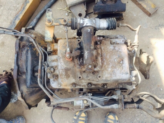 ขายเกียร์ฮีโน่2Kตรงรุ่น ราคา40,000บาทโทร0810367316