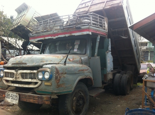 สิบล้อดั้ม เครื่อง6BD1 175 แรงม้า  ทะเบียนเต็ม