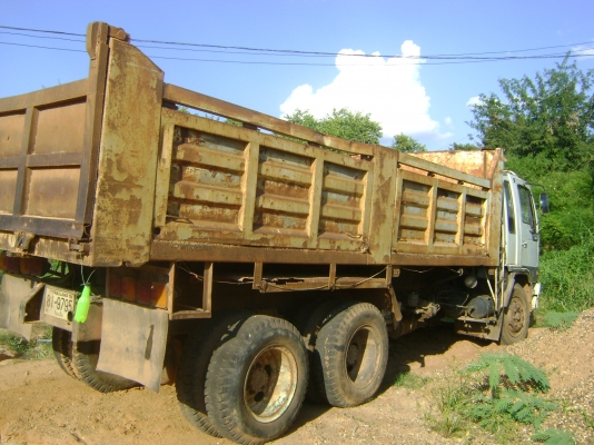 HINO  FM 1M  2เพลา  220 แรง   ราคา  900,000  บาท