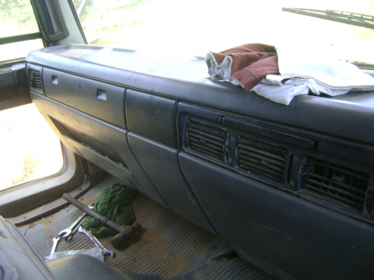 HINO  FM 1M  2เพลา  220 แรง   ราคา  900,000  บาท