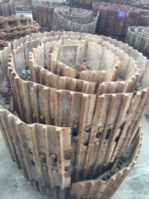 โซ่พร้อมใบแทรค PC200-5เชคนอกจากญี่ปุ่น