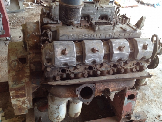 ขายเครื่อง Nissan diesel 8 สูบ