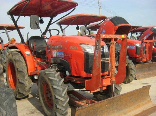 L3608พร้อมใบมีดและผาน